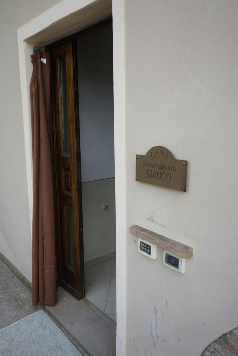 Agriturismo Signorini Orciatico Eksteriør bilde