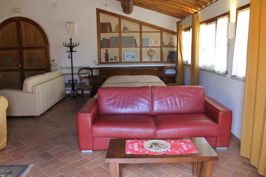 Agriturismo Signorini Orciatico Eksteriør bilde